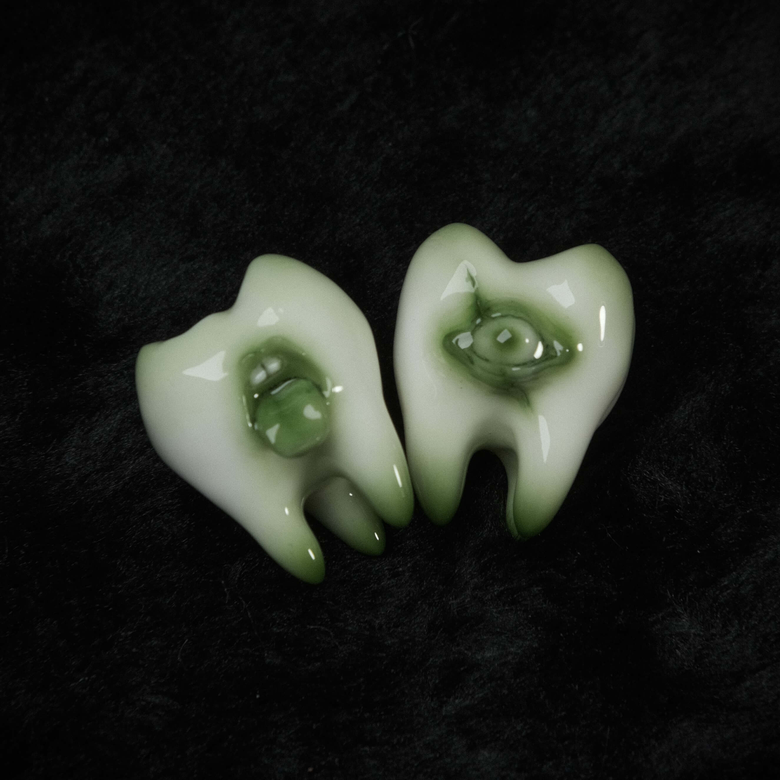 TOOTHY TRICK
